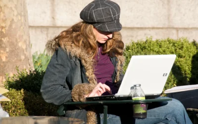 How to Read Moving Company Reviews: What to Look For